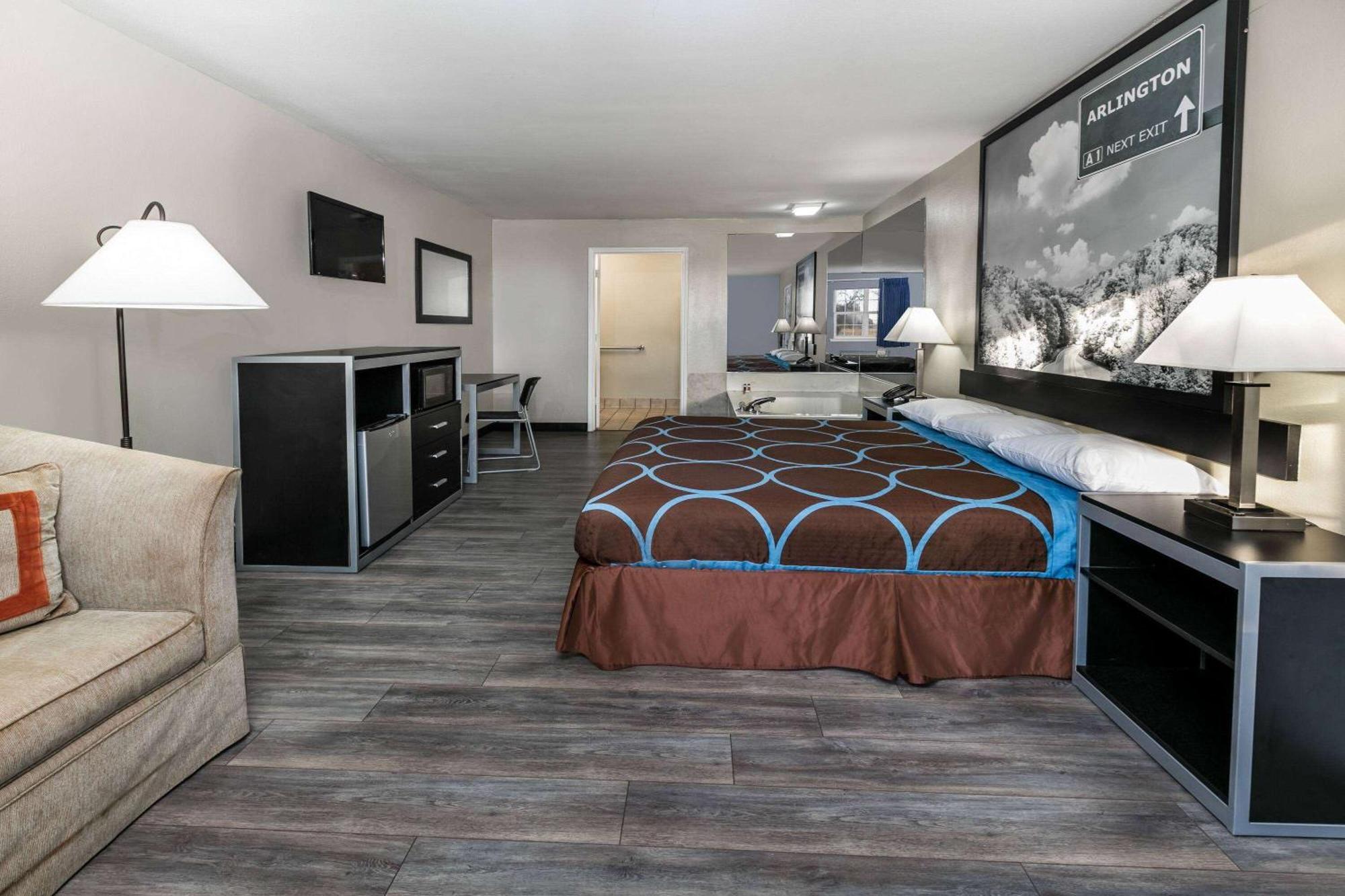Super 8 By Wyndham Arlington Near At&T Stadium Exterior foto
