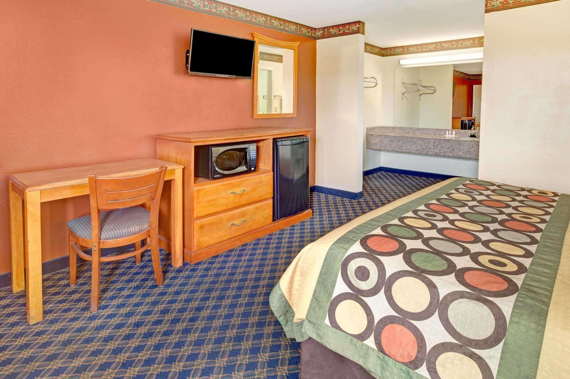 Super 8 By Wyndham Arlington Near At&T Stadium Exterior foto